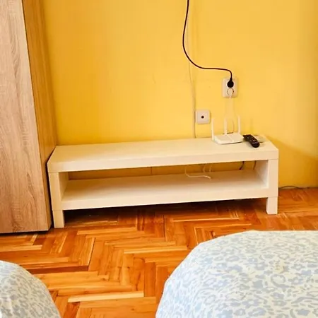 Ξενοδοχείο με διαμερίσματα Helena *