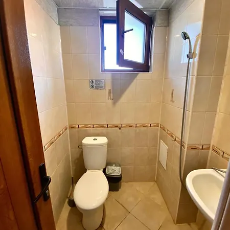 Helena Ξενοδοχείο με διαμερίσματα *